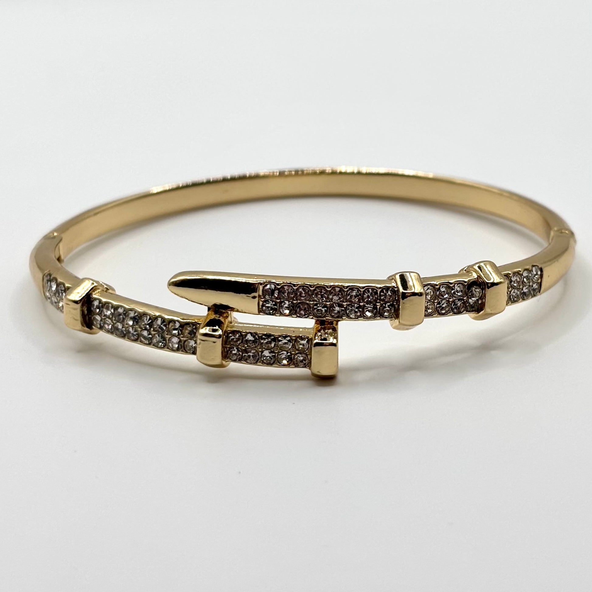 Manetta diamond gold