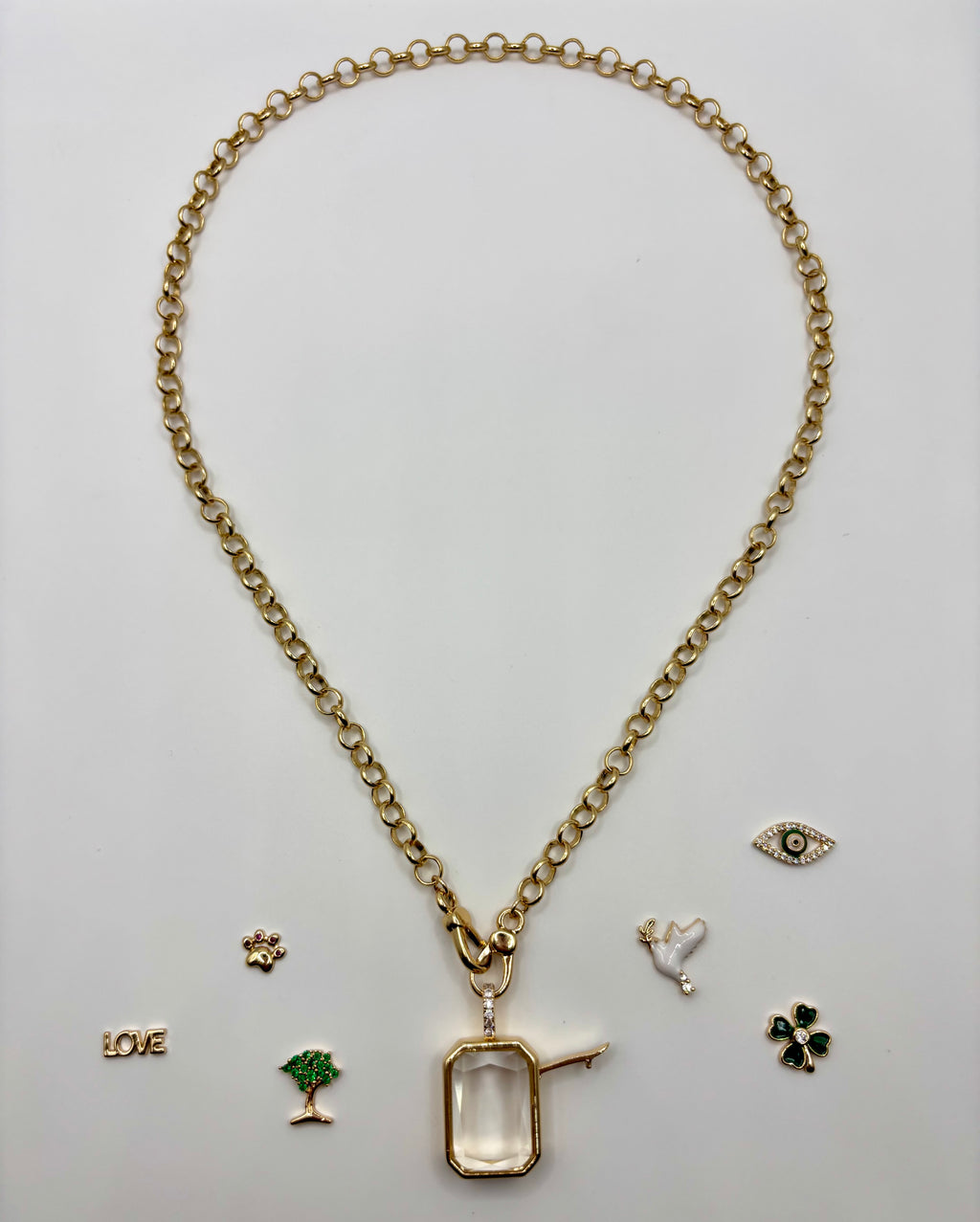 The Baggage of Life-Amuleto